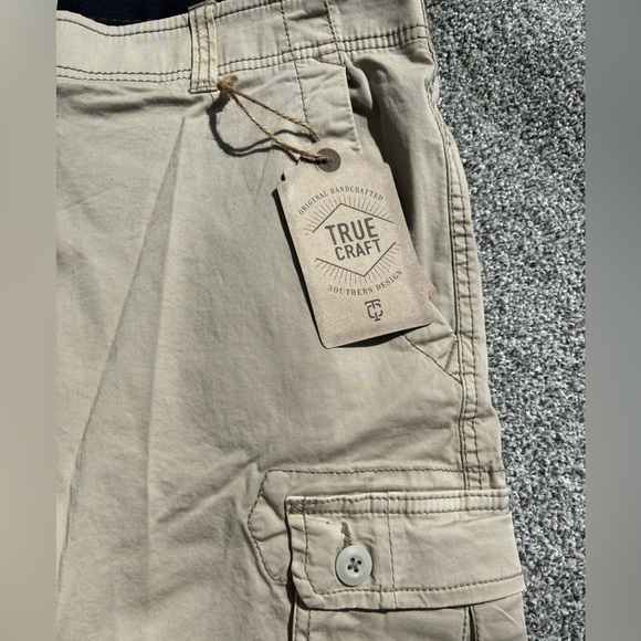 NWT TRUE CRAFT Flex Men’s Khaki Cargo Shorts - Size 40 - Picture 5 of 12